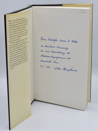 WILLIAM FAULKNER: THE ART OF STYLIZATION IN HIS EARLY GRAPHIC AND LITERARY WORK.